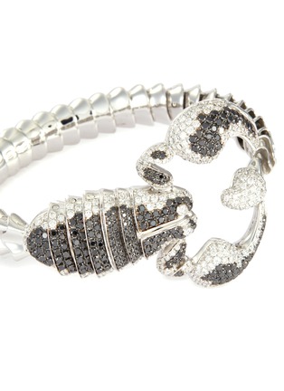Detail View - Click To Enlarge - ROBERTO COIN - Animalier diamond 18k white gold scorpion bracelet