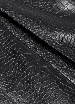 Detail View - Click To Enlarge - SHUSHU/TONG - Pleated croc-embossed faux leather A-line skirt