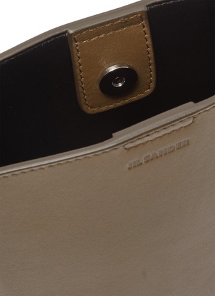 Detail View - Click To Enlarge - JIL SANDER - 'Tangle' small leather messenger bag