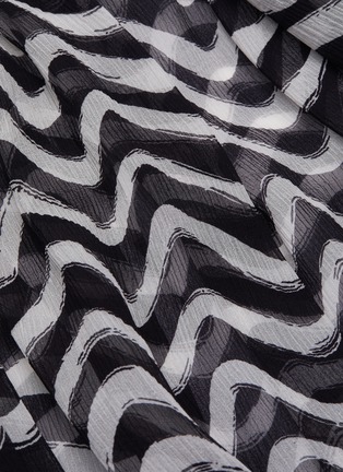 Detail View - Click To Enlarge - STELLA MCCARTNEY - 'Natalia' wave print skirt