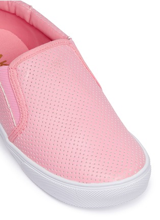 Detail View - Click To Enlarge - AKID - 'Liv' perforated kids slip-ons