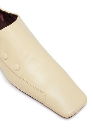 Detail View - Click To Enlarge - MANU ATELIER - Duck' buttoned square toe loafers