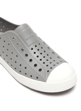 Detail View - Click To Enlarge - NATIVE  - 'Jefferson' Perforated Colourblock Junior Slip-on Sneakers