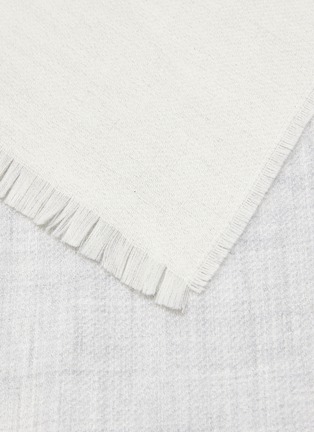 Detail View - Click To Enlarge - JOHNSTONS OF ELGIN - Lightweight Reversible Cashmere Scarf