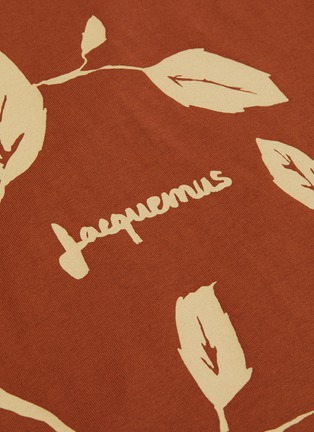  - JACQUEMUS - 'Le t-shirt Jean' Leaf Graphic Print Cotton T-shirt