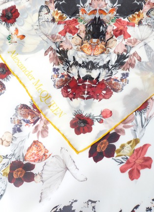 Detail View - Click To Enlarge - ALEXANDER MCQUEEN - Botanical print paisley shawl