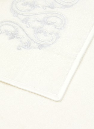 Detail View - Click To Enlarge - FRETTE - Ornate Medallion Embroidery Hand Towel — White & Light Grey