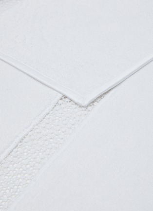 Detail View - Click To Enlarge - FRETTE - Forever Lace' Cotton Bath Sheet — White