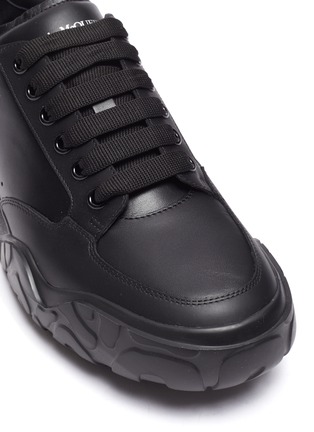 Detail View - Click To Enlarge - ALEXANDER MCQUEEN - Court wedge leather sneakers