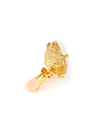 Detail View - Click To Enlarge - KENNETH JAY LANE - Baroque pearl clip earrings