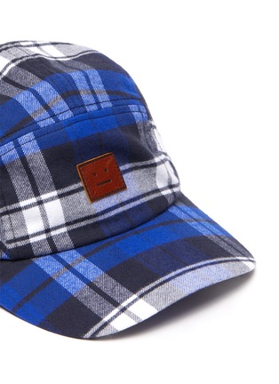 Detail View - Click To Enlarge - ACNE STUDIOS - Check print face patch baseball cap