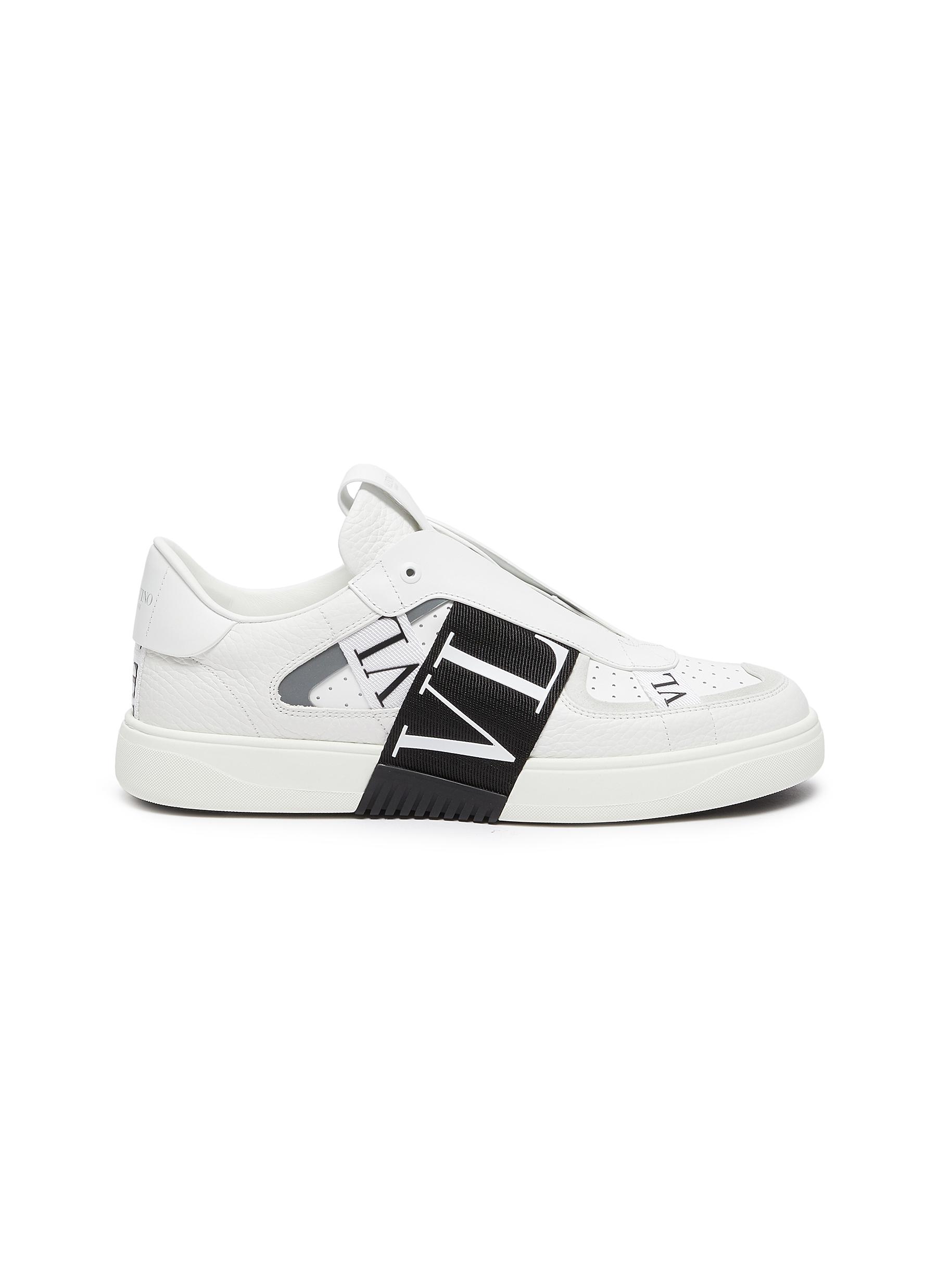 are valentino sneakers true to size