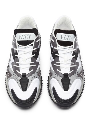 Detail View - Click To Enlarge - VALENTINO GARAVANI - Valentino Garavani 'Wade' running sneakers