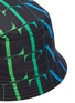 Detail View - Click To Enlarge - VALENTINO GARAVANI - Valentino Garavani gradient logo bucket hat