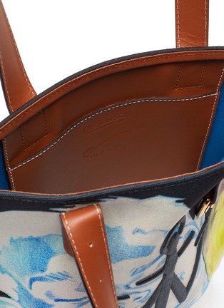 Detail View - Click To Enlarge - JW ANDERSON - Logo embroidered printed tote bag
