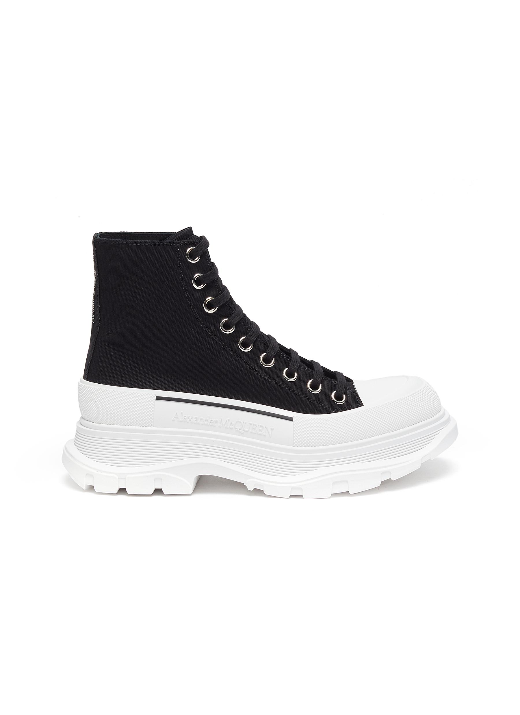 Tread Slick' Platform Sole Round Toe Boots