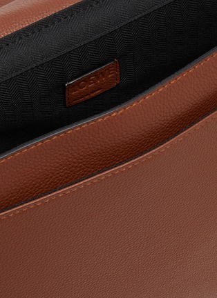 Detail View - Click To Enlarge - LOEWE - Top Flap Leather Messenger Bag