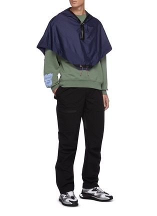 Figure View - Click To Enlarge - MC Q - Albion patch tent poncho sweatshirt