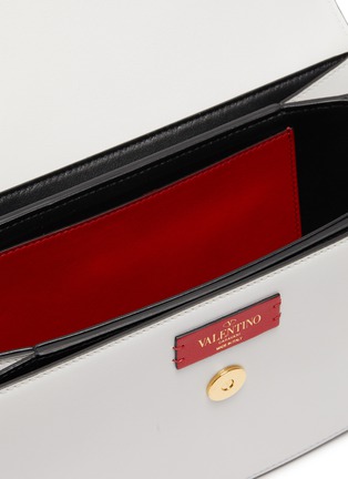 Detail View - Click To Enlarge - VALENTINO GARAVANI - Valentino Garavani VLOGO leather shoulder bag