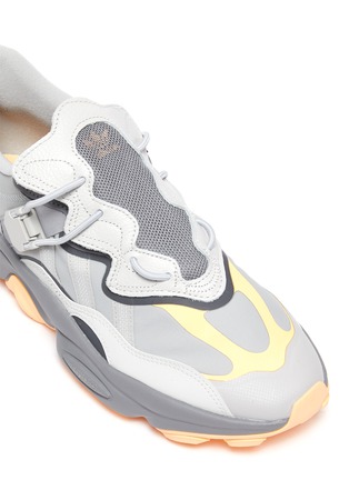 Detail View - Click To Enlarge - ADIDAS - 'Ozweego Flipshield' sneakers