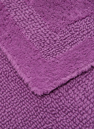 Detail View - Click To Enlarge - ABYSS - Reversible Cotton Bath Mat – Dalhia