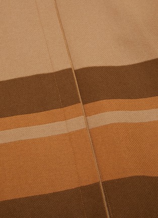  - CHLOÉ - Buckle Belt Detail Logo Stripe Wool Poncho