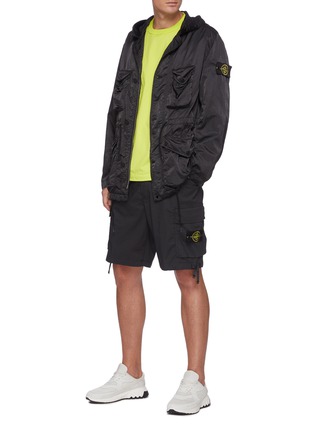 Figure View - Click To Enlarge - STONE ISLAND - Garment dyed cargo pocket tela shorts