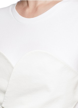 Detail View - Click To Enlarge - NOHKE - Wrap panel T-shirt