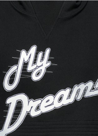 Detail View - Click To Enlarge - CRES. E DIM. - 'My Dreams' slogan appliqué cropped hoodie