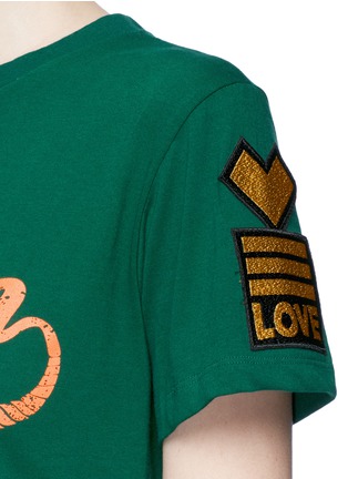 Detail View - Click To Enlarge - 73437 - 'Soldier' slogan print cotton T-shirt