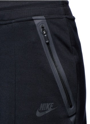 Detail View - Click To Enlarge - NIKE - 'Sportswear Tech Fleece' capri sweatpants