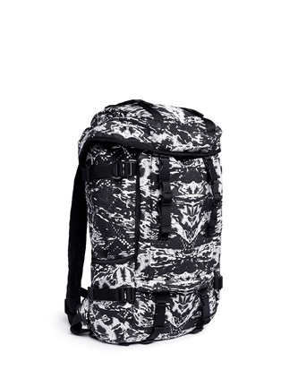 Front View - Click To Enlarge - MARCELO BURLON - 'Liaima' camouflage print backpack