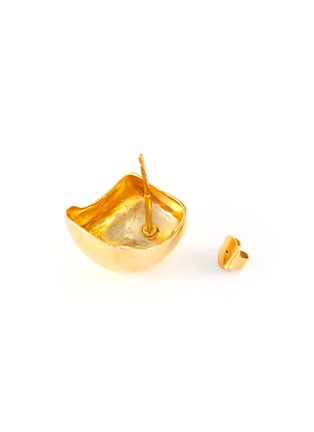 Detail View - Click To Enlarge - MISHO - Pebble' gold plated stud earrings
