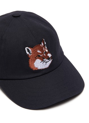  - MAISON KITSUNÉ - Embroidered fox head cap