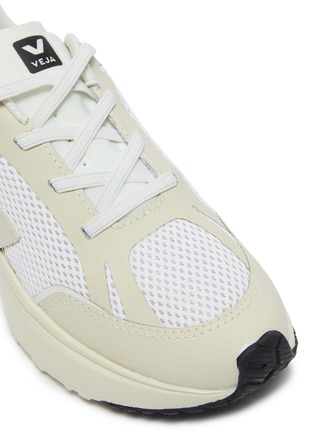 Detail View - Click To Enlarge - VEJA - Small Canary' elastic lace kids sneakers