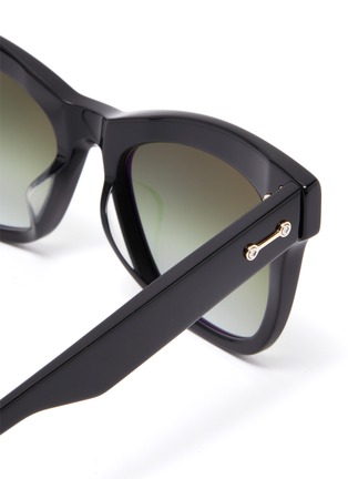 Detail View - Click To Enlarge - AKONI EYEWEAR - 'Vela' acetate wayfarer sunglasses