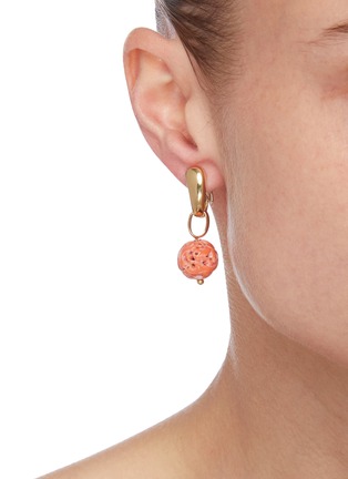 Figure View - Click To Enlarge - LANE CRAWFORD VINTAGE JEWELLERY - Mediterranean coral bead 18k gold earrings