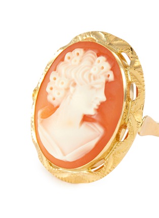 Detail View - Click To Enlarge - LANE CRAWFORD VINTAGE JEWELLERY - Carved cameo 18k gold ring