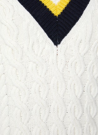  - VICTORIA, VICTORIA BECKHAM - Contrast V-neck Cable Knit Sweater