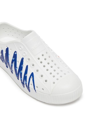 Detail View - Click To Enlarge - NATIVE - Jefferson Crayola' perforated zig-zag print kids slip-on sneakers