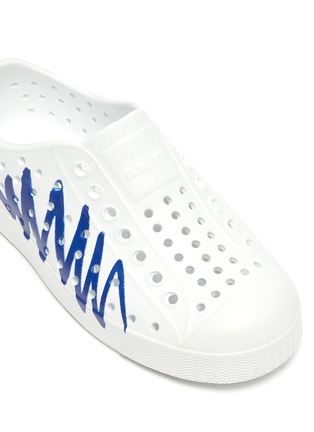 Detail View - Click To Enlarge - NATIVE  - Jefferson Crayola' perforated zig-zag print toddler slip-on sneakers