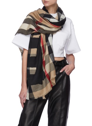 Figure View - Click To Enlarge - BURBERRY - Eyelash Fringe Check Cashmere Scarf