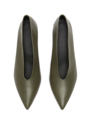 Detail View - Click To Enlarge - GRAY MATTERS - Ivy' V Throat Block Heel Leather Pumps