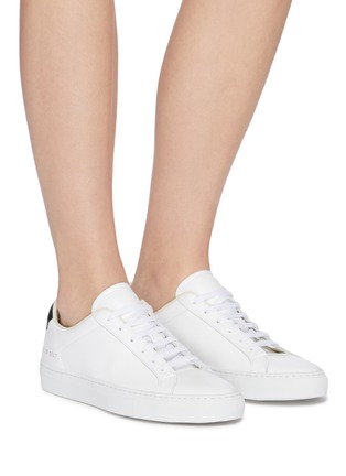 Figure View - Click To Enlarge - COMMON PROJECTS -  ''Retro Low' coloured tab leather sneakers