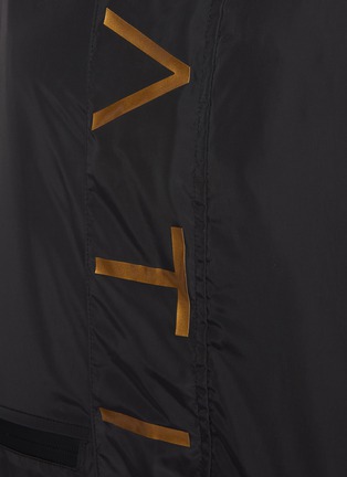 Detail View - Click To Enlarge - P.E NATION - 'Blockshot' logo print jacket