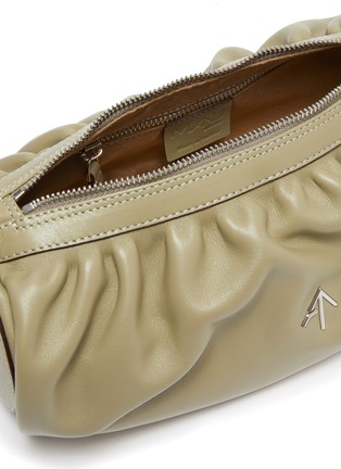 Detail View - Click To Enlarge - MANU ATELIER - 'Ruched Cylinder XX' ruched strap leather shoulder bag