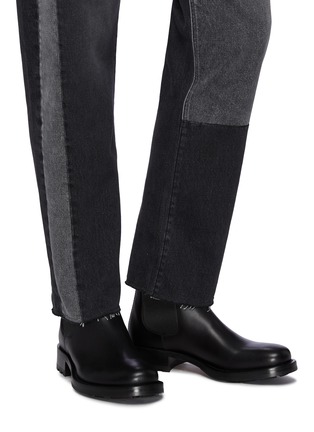 Figure View - Click To Enlarge - VALENTINO GARAVANI - Valentino Garavani Stud Detail Leather Chelsea Boots