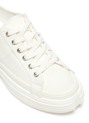 Detail View - Click To Enlarge - PEDDER RED - Linden' cut out sole canvas sneakers