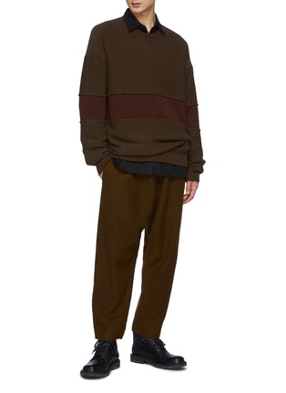 Figure View - Click To Enlarge - ZIGGY CHEN - Dropped Crotch Elastic Waist Wool Twill Cropped Pants