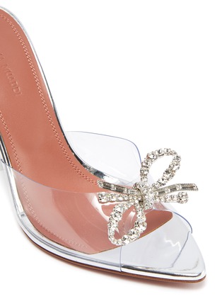 Detail View - Click To Enlarge - AMINA MUADDI - 'Rosie' Crystal Bow PVC Heeled Mules